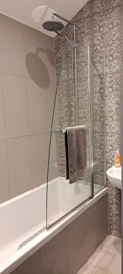 Cosy Double Room Harrogate Exteriör bild